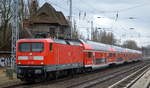 DB Regio Nordost mit  112 185  (NVR-Nummer: 91 80 6112 185-4 D-DB ) mit dem RE3 nach Stralsund Hbf.