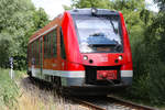 Triebwagen 623 517 zwischen den beiden Ueckermünder Haltepunkten auf der Fahrt nach Pasewalk.