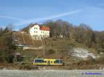 672 913  am 11.01.2006 auf der Fahrt nach Nebra kurz vor dem Haltepunkt Kleinjena.