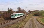 Die Erzgebirgsbahn hat sich für einige Zeit den 628 673/486 der Westfrankenbahn ausgeliehen. Der Triebwagen verkehrt auf der RB 37 zwischen Gößnitz und Glauchau. Hier ist er am 27.01.20 in Oberschindmaas als RB 23968 zu sehen.