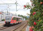 642 707 als RB aus Hessental bei der Einfahrt in Öhringen Hbf am 20.06.2020.