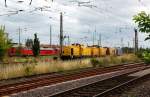 Wir waren schon auf dem Weg zurck zum S-Bahnhof als die beiden Loks der BR 710 der DGT durch Magdeburg-Rothensee fuhren. Fotografiert am 03.08.09.