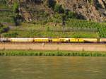 DGT Lok 9 + Lok 8 mit einem Bauzug Richtung Wiesbaden, am 07.07.2012 kurz hinter dem Rosteintunnel.