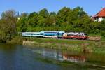 Am 08. Mai 2016 sollte ein Ekol-KLV nach Österreich aufgrund der Streckensperrung zwischen München und Rosenheim seinen Weg über Landshut und Passau nehmen. Daraus wurde dann leider nichts und ich wartete an der bekannten Fotostelle bei Volkmannsdorf vergeblich darauf. Einige Bilder vom Planverkehr wurden natürlich trotzdem gemacht, so auch von der 183 001 mit ihrem ALX 84104 nach Hof.