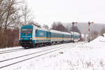 223 065  Alexa  mit RE1 München-Hof am 06.12.2023 in Reuth bei Erbendorf.