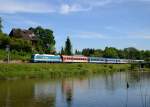 183 003 mit einem ALX nach Mnchen am 28.05.2013 bei Moosburg.