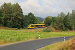 OPB 1648 208 erreicht in Kürze auf seiner Fahrt von Marktredwitz nach Regensburg Hbf den Bahnhof Windischeschenbach.