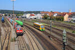 650 667 verlässt den Bahnhof Schwandorf zur Fahrt nach Furth im Wald.