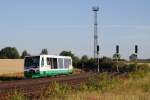 VT 37 der Vogtlandbahn mit VBG 83202 in Gutenfrst (01.08.2007)