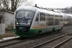 VT 05 hat die Elstertalbrcke berquert und fhrt auf seinen Weg nach Zwickau(Sachs.)in den Hp Jocketa ein.27.02.10.