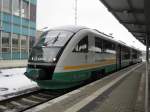 24.2.2010 14:45 VT 05B der Vogtlandbahn auf Gleis 1 in Plauen (Vogtland) Oberer Bahnhof, warte auf die Abfahrt nach Zwickau Hbf.