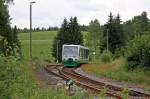 654 034 (VT34  Stadt Auerbach im Vogtland ) als VBG83218 in Zwotental, 13.7.010.