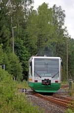 654 044 (VT44) als VBG83117 in Zwotental, 13.7.010.