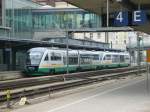 VT 04/01 der Vogtlandbahn mit Schwester am 18.03.2006 im Regensburger Hbf.