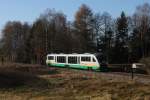 Der VT 08 der Vogtlandbahn pendelte am 27.11.2011 als Sonderzug auf der Strecke Amberg – Schnaittenbach, hier kurz vor Hirschau.