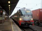 183 001-7 mit dem VX 81142 von Plauen(Vogtl) ob Bf nach Berlin Zoologischer Garten, bei einem lngeren Aufenthalt im Bahnhof Berlin Schnefeld Flughafen am 23.