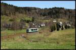 VT 36 der Vogtlandbahn rollt am 27.04.2012 durch Zwota.