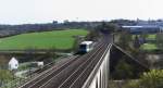 Am 10 April 2011 war Regiosprinter VT 39 der Vogtlandbahn auf dem Viadukt von Unterkotzau in Richtung Hof auf dem  falschen Gleis  unterwegs.