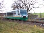 Ein Regiosprinter der Vogtlandbahn am 24.11.06 aus Richtung Falkenstein hat einfahrt im Bahnhof Herlasgrn/Vogtland