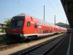 Ein am 14.5.2008 abgestellter Dosto neben einen RegioSprinter der Vogtlandbahn nach Plauen Ob Bf in Zwickau Hbf.