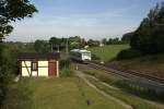 Vogtlandbahn nach Falkenstein, aufgenommen in Jößnitz am 25.6.2015 
