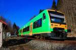 Regioshuttle RS1 650 652-0 Waldbahn RBG VT 17  Grafenau  als RB 5394 Bayerisch Eisenstein - Plattling, KBS 905 Bayerisch Eisenstein - Plattling, fotografiert an einem Bahnbergang bei Diessenbach am