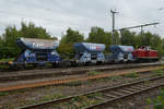 Die 211 051-8 der EfW mit Schotterwagen stand Anfang September 2017 am Hattinger Bahnhof.