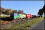 ELL 193727 ist hier bei Ibbenbüren Laggenbeck am 5.11.2020 um 10.30 Uhr mit einem Containerzug in Richtung Rheine unterwegs.