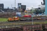 Am 23.12.2013 rangiert Lok 762 der Eisenbahn und Häfen auf dem Gelände der Hüttenwerke Krupp Mannesmann (HKM) in Duisburg-Hüttenheim.