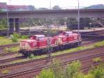 410 05 und 410 04 stehen im nrdlichen Gleisfeld des Bahnhofes Hamburg-Harburg bei der Wochenendruhe.