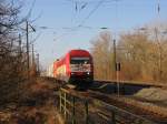 EVB 420 12 (92 80 1223 032-4 D-EVB) mit einem Containerwagenzug vom Containerterminal Erfurt-Vieselbach nach Hamburg, am 28.02.2015 in Naumburg (S) Hbf.