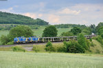 Zwei 204er der MWB mit einem leeren Autozug bei Lengefeld Richtung Marktredwitz, 26.06.2015