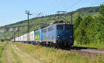 140 853 und 140 838 der EGP mühten sich am 14.06.17 mit einem Containerzug ab.