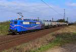 EGP 151 033-8 (NVR: 9180 6 151 033-8 D-EGP) passierte hier am 04.04.2017 Ahlten (HALT) mit GATX Kesselwagen Rtg.