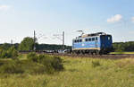 EGP 140 853-3 mit einem leeren Containerzug unterwegs in Richtung Schwerin.