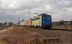 140 838 der EGP schleppte am 04.02.20 einen Containerzug durch Jeßnitz Richtung Dessau.