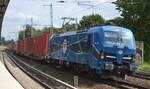 Eisenbahngesellschaft Potsdam mbH, Potsdam [D] mit  192 101  [NVR-Nummer: 91 80 6192 101-4 D-EGP] und dem Containerzug vom Fährhafen Sassnitz in Mukran am 16.08.21 Berlin Buch.