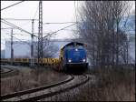 212 272-9 von -EGP- verlsst mit einem Schienenzug den Stralsunder Rgendamm in Richtung Neustrelitz.