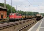 140 853-3 der EGP mit leeren, offenen ARS-Autotransportwagen in Fahrtrichtung Süden.