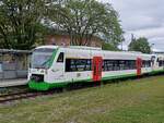 Am 04.05.2024 zeigte sich der revisionierte EB VT 313 (95 80 0650 252-9 D-EB) zusammen mit dem VT 326 als RB 81068 (Erfurt Hbf - Gera Hbf) in Jena-Göschwitz.