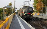 140 789-9 und 140 772-5 beide von der EBS - Erfurter Bahnservice GmbH kommen als Lokzug aus Neuss nach Aachen-West und kommen aus Richtung Neuss,Herzogenrath und fahren durch Kohlscheid und fahren die