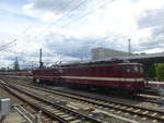 Baureihe 242 - 110 - 5 und 242 - 145 - 1 der Erfurter Bahn Service mbH abgestellt am Hauptbahnhof Dresden. Juni 2019