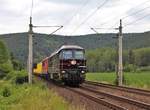 232 083-6 und 155 196 (EBS) zusehen am 19.07.20 mit einem leeren Holzzug in Remschütz.