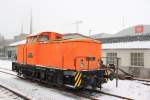 345 250-5 (106 250-4) EBS steht in Steinbach am Wald bei Wiegand Glas am 23.01.2015.