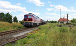 132 293-2 der EBS zu sehen mit einem leeren Kesselzug am 04.07.16 in Caaschwitz.