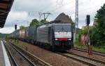 ES 64 F4 - 212 zog am 14.07.12 einen Containerzug durch Friedrichshagen Richtung Berlin.