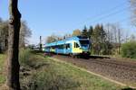 Der Eurobahn ET 9.02 mit Anhang erreicht hier am 15.4.2020 um 10.30 Uhr auf der Fahrt nach Osnabrück den Ortsrand von Hasbergen.