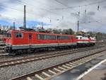 FWK 155 119-1 + EBS 243 822-4 am 06.04.2021 beim pausieren in Kassel Hbf.