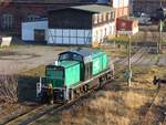 Die 9880 3295 098-8 D-FLEX von der FLEX Bahndienstleistungs GmbH Leipzig am 24.1.2020 auf dem Abstellgleis in Gera.