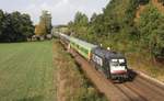 ES64 U2-018 ist hier auf der Rollbahn bei Osnabrück - Hellern am 15.9.2018 um 9.19 Uhr mit dem Flixtrain nach Hamburg unterwegs.